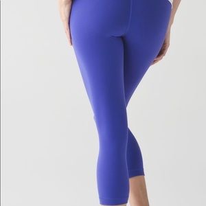 Lululemon high waisted crops